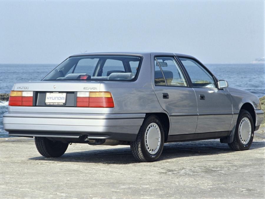  Hyundai Sonata 1988 года  (US) (фото 3 из 9)
